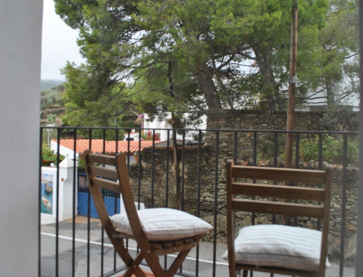 Apartamento Nuevo En El Centro Con Garaje 카다케스 외부 사진